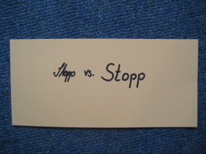 Stopp vs STOP